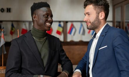 Why Multilingual Business Support Is Essential for International Entrepreneurs Expanding to the U.S.